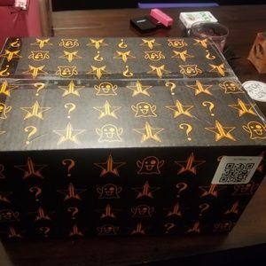 JEFFREE STAR HALLOWEEN SUPREME MYSTERY BOX